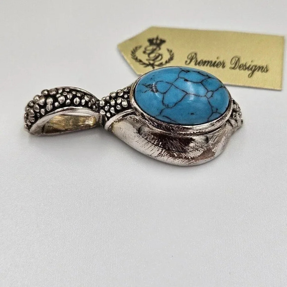 Premier Designs Vintage Silvertone Turquoise Clip Post Earrings Pendant - Picture 3 of 5